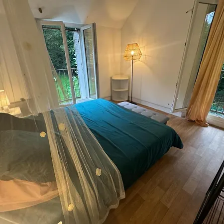 Дом отдыха La Caleche Монтеврен